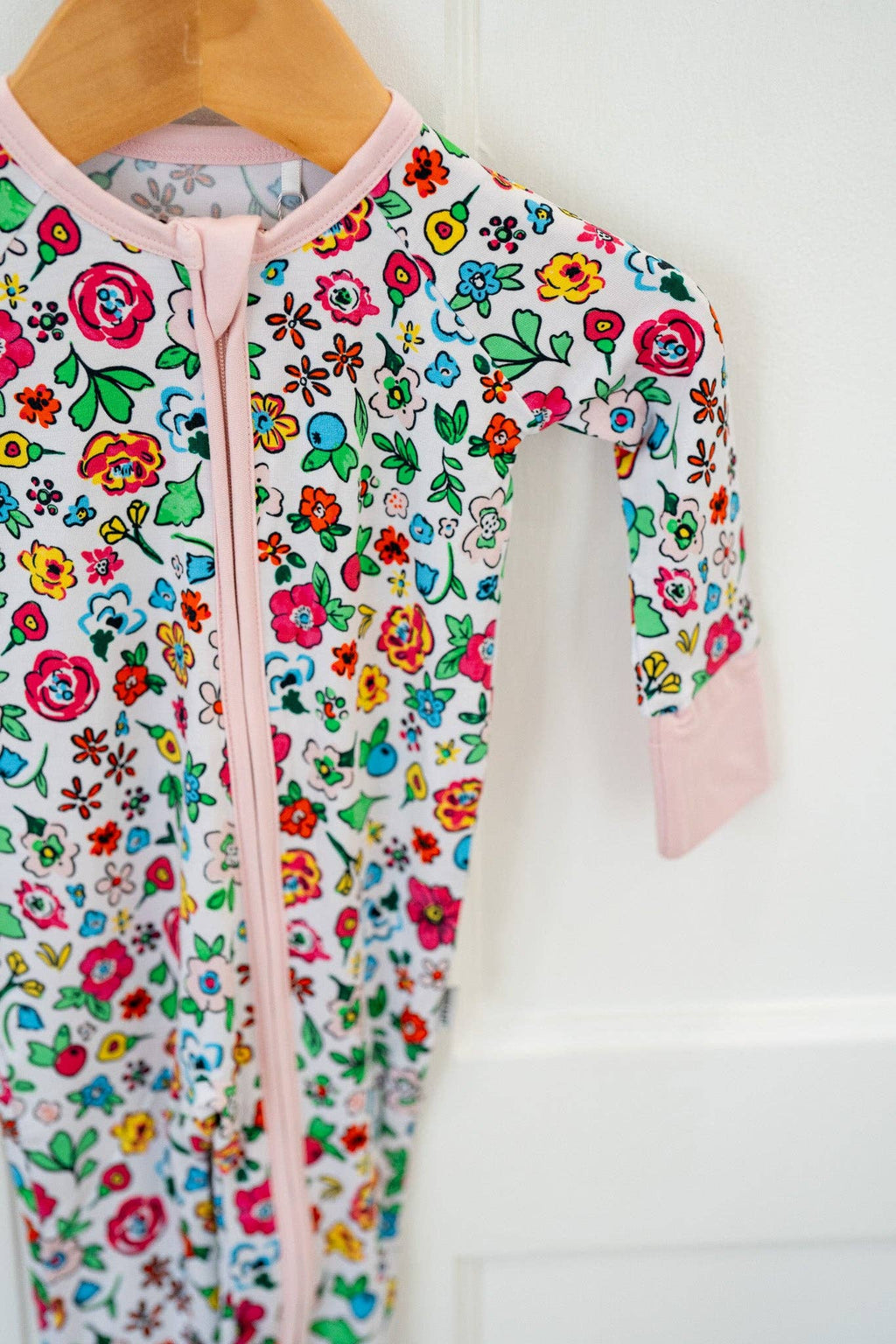 Wild Garden Bamboo Floral🌸 | One-Piece Convertible Romper : 0-3 months